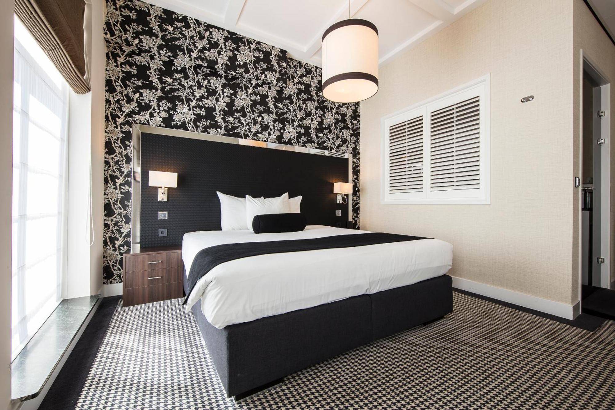 Deluxe Double Room Canal View