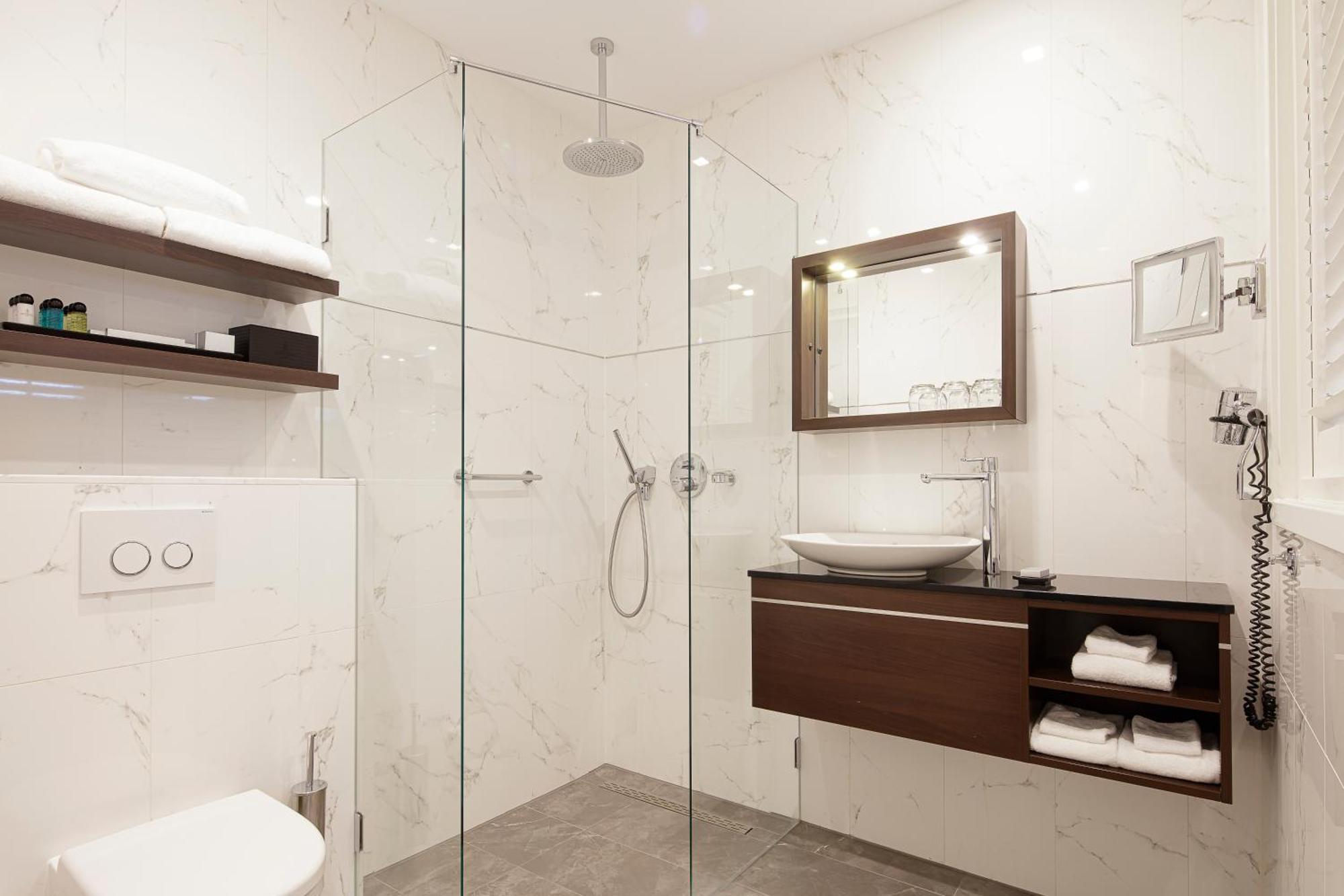 Deluxe Twin Room City View